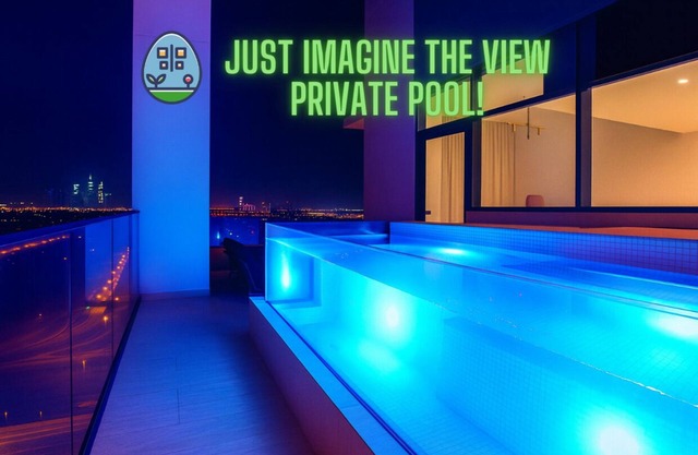 Private Pool | Movies in bed | No Camels