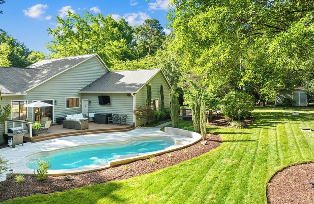 Private Pool Oasis Near CLT Fun!