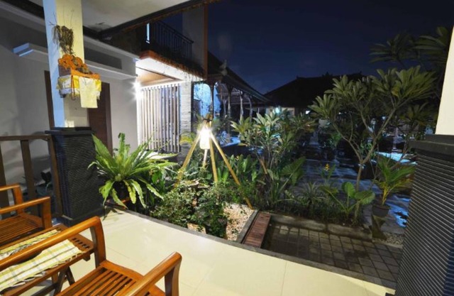 Private Room in Balinese House, Poppies Lane, Legian Kuta Near Beach (SNTH)