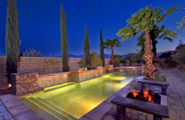 Private Secluded Paradise Resort: Family Estate/7 Bedroom Suites/8 Bathrooms