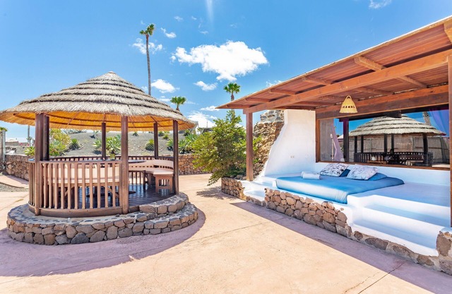 Private/Spacious Eco Luxury Villa set in tropical gardens Pool, Park, 300mt to Beach