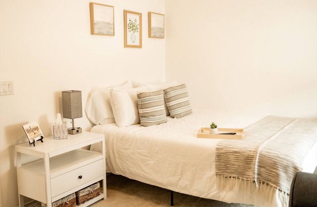 Private Studio Near Downtown/UCR/LLU/CBU/Hospitals/Shopping/YAAMAVA Casino/NOS