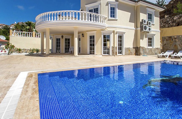 PRIVATE VILLA IN ALANYA, PEARL OF THE MEDITERRANEAN.