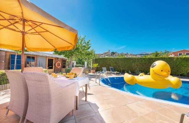 Private Villa with AC, Wifi, huge pool, garden, sun terraces and BBQ, in Selva