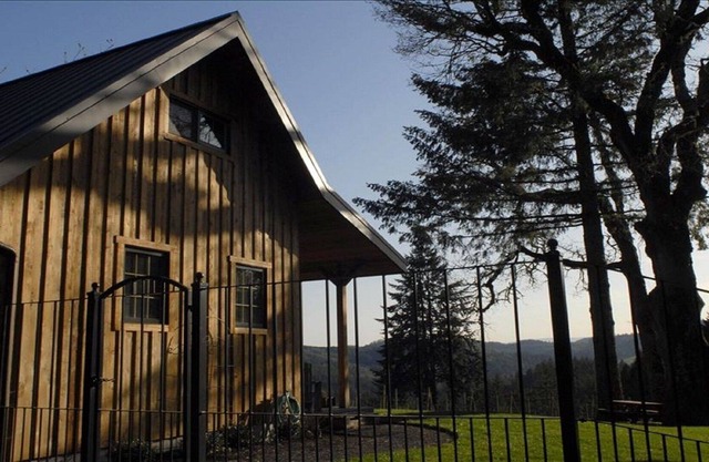 Private Vineyard Cabin in the Heart of Wine Country