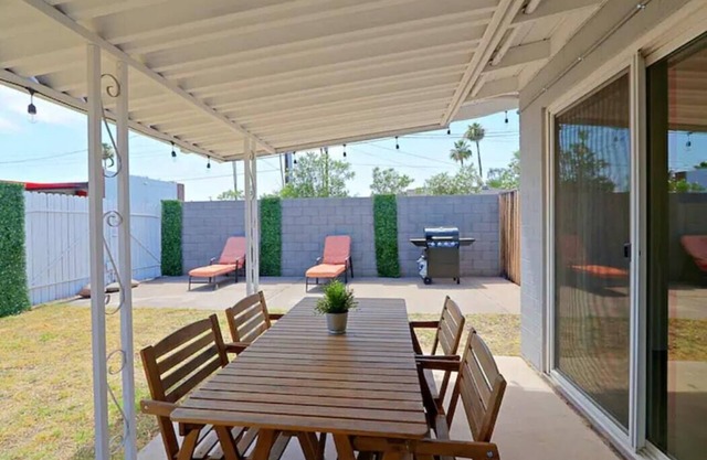 Private Yard &W/D, Perfect 1 Bedrm! 30 Day Minimum