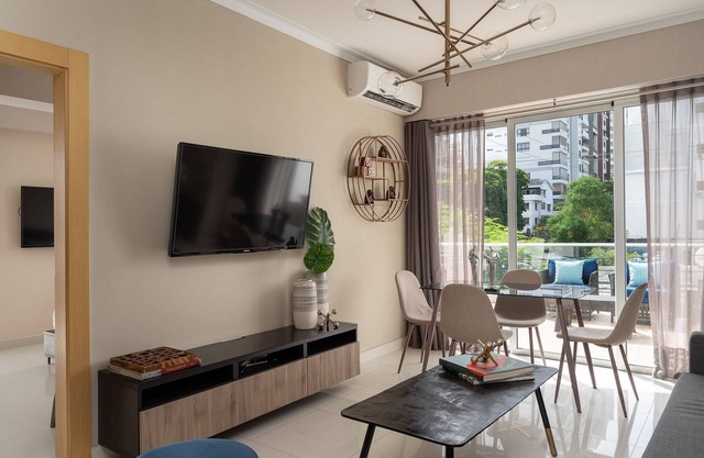 PrivateTerrace-bestlocation*Jacuzzi-A/C-YellowKey*