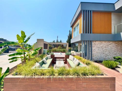 Privia Villas By Seven For Life