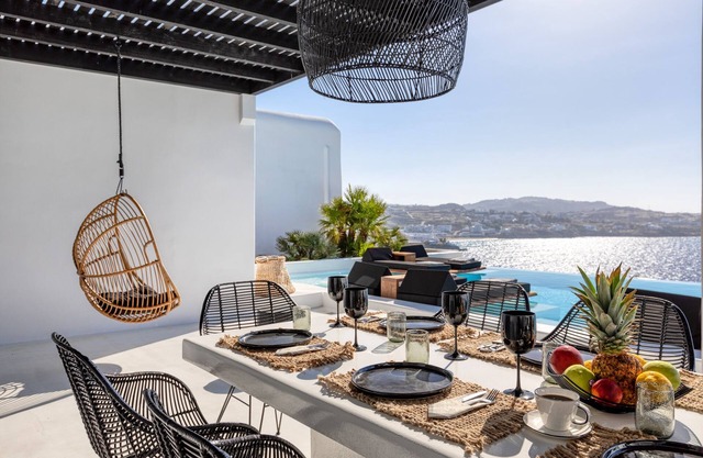 Psarou Black Villa II