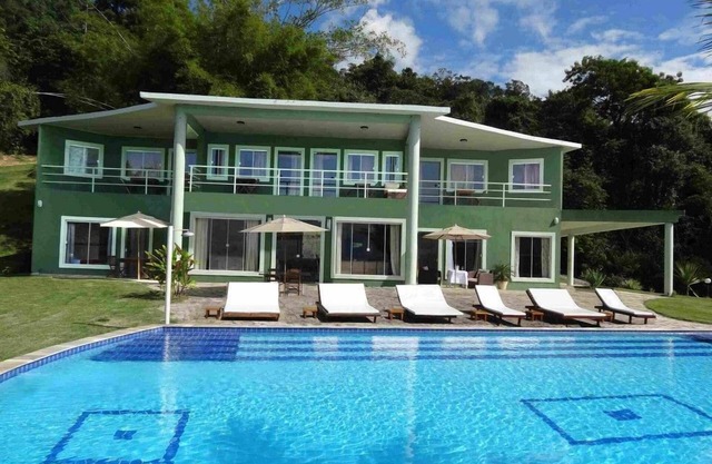 Pty004 - 7 bedroom villa with breathtaking views in Paraty