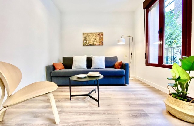 Puerta de Toledo VII - 2-Bedroom Apartment