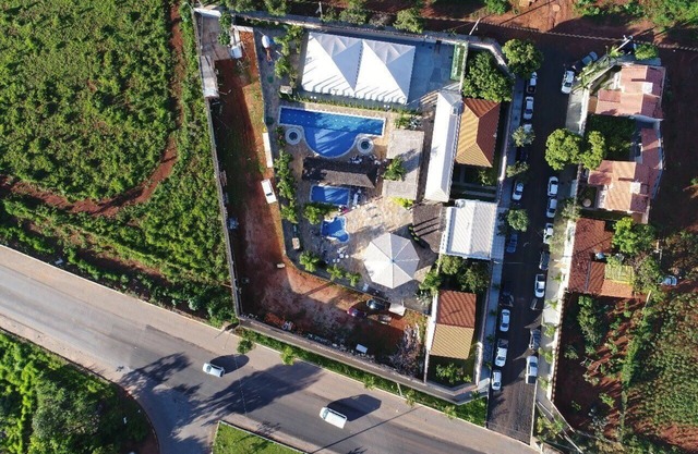 PUNTA CALDAS > CASA 1 > R$686/CASA/NOITE > ACOMODA ATÉ 10