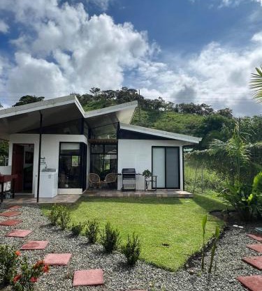 Pura Vida Beach House