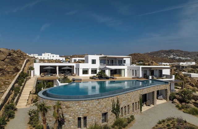 Pure Luxury Exclusive Villa State of the Art Villa Excellent Location