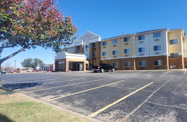 Quail Springs Inn & Suites
