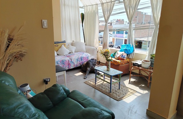 Quaint 1-bedroom apartment in surf town Punta Hermosa with WiFi access