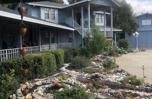 Quaint and peaceful Queen Room with private entrance and bathroom.