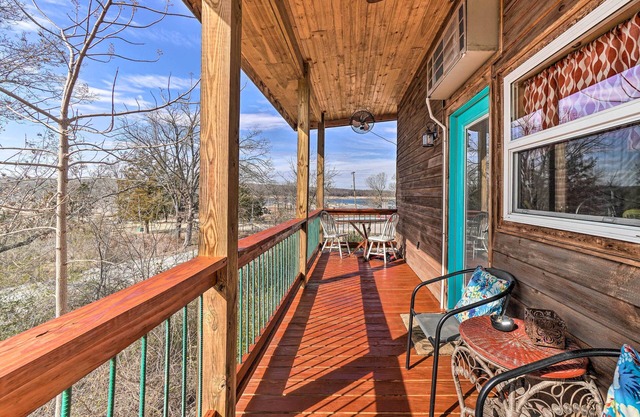 Quaint Diamond City Studio - Walk to Lake!