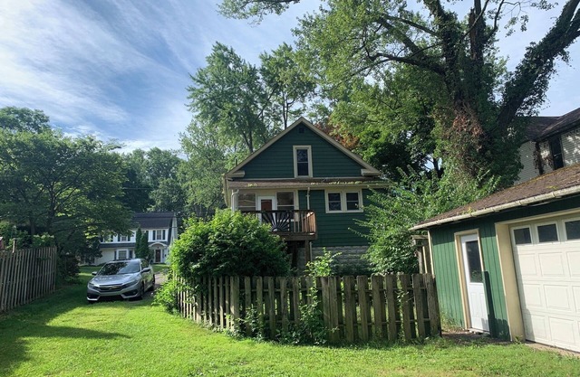 Quaint Victorian Style Getaway in Norwalk Ohio