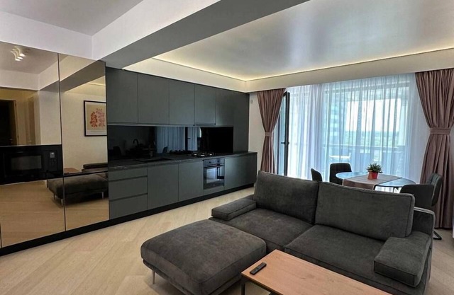 Quality Apartment For 8