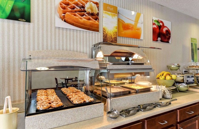 Quality Inn Spring Mills - Martinsburg North