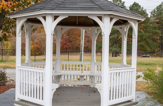 Quality Inn & Suites Lexington South