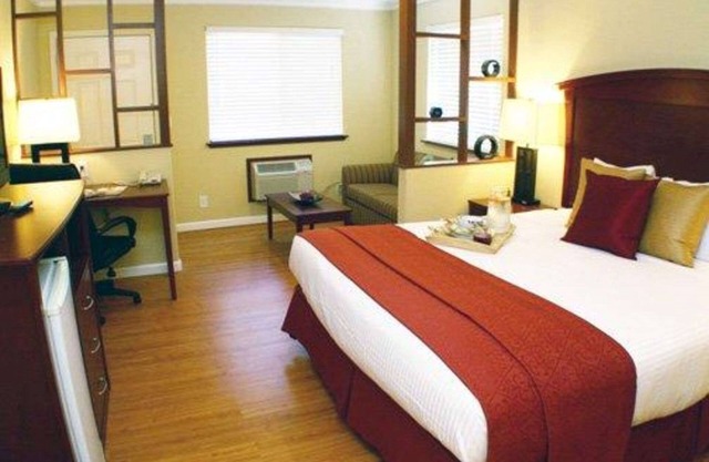 Quality Inn & Suites, Santa Cruz Mountains