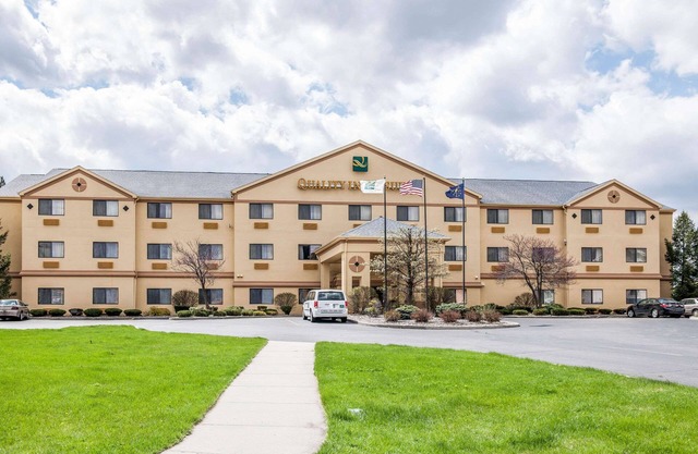 Quality Inn & Suites South Bend Airport