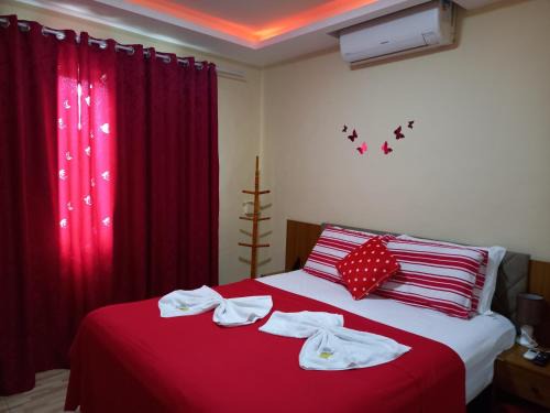 Quartos Em Casa In Caxias da Paraíso