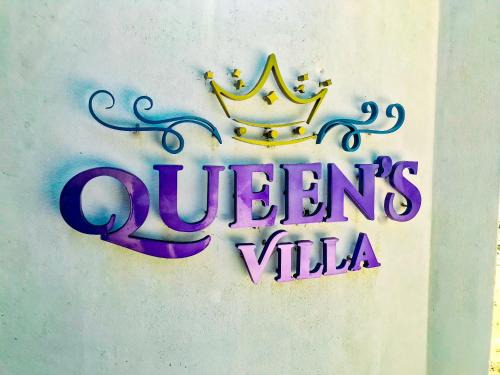 Queen's Villa