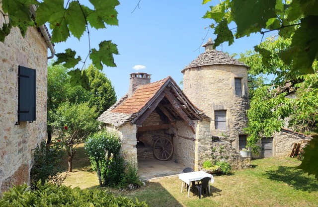 Quercy house with private pool in the heart of the Causses National Park