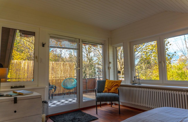 Quiet 2 room garden loft with terrace