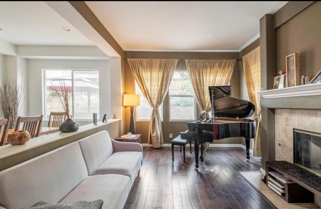 Quiet and Cozy Guest Rooms with Private Bathrooms