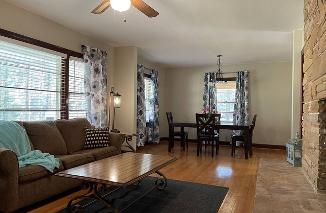 Quiet and peaceful. 3 mins to stores and 7 mins to Keowee. 15 mins to Clemson