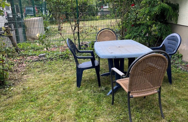 Quiet beautiful apartment with garden and 2 parking spaces and 1 min. from the Rhine