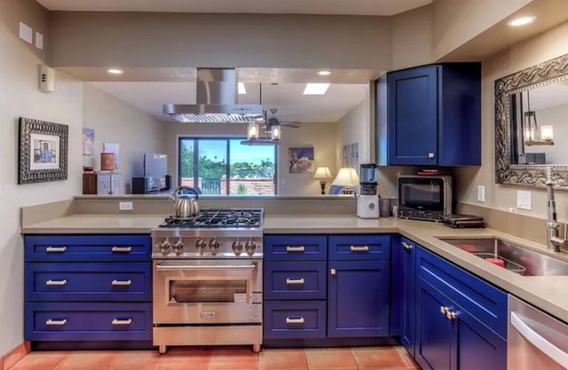 Quiet & Calm Townhouse - Perfect Snowbird Getaway