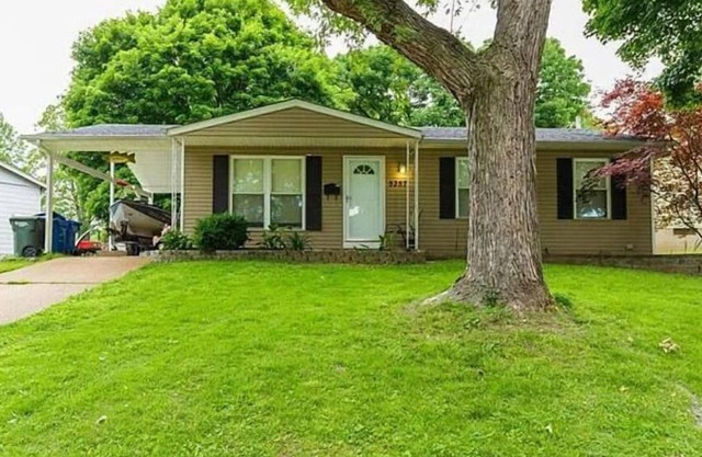 Quiet getaway in suburban northwest.