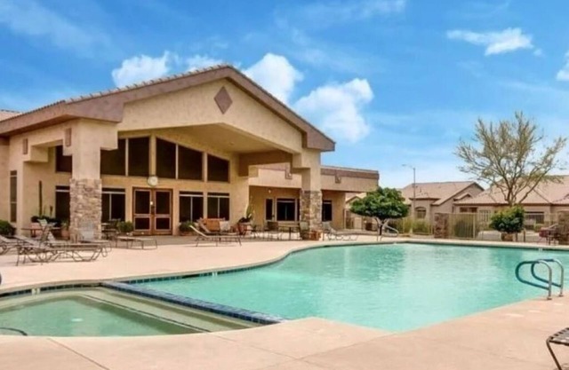Quiet Home, Centrally Located, Gated 55+ w/Pool, Fitness