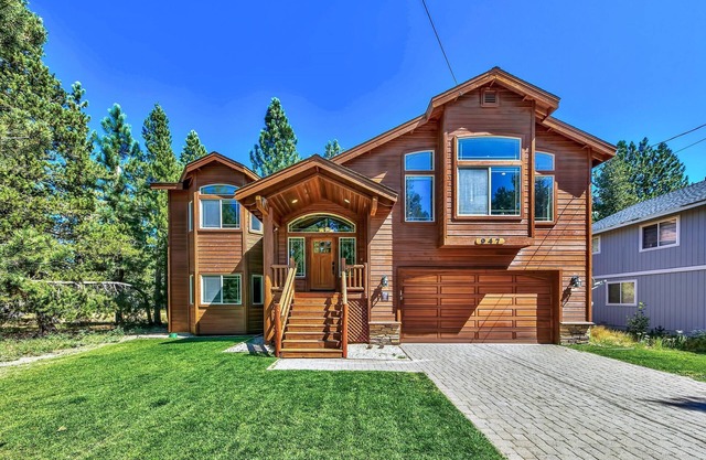 Quiet Mtn 4BR, 3BA, Spa, Poker, Central AC