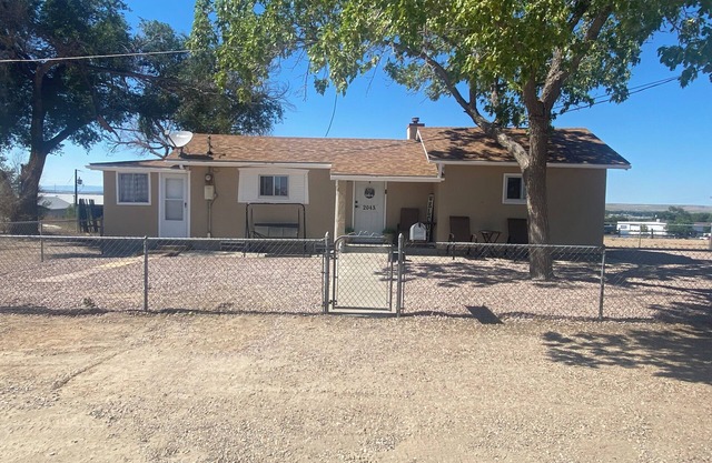 Quiet one bedroom house