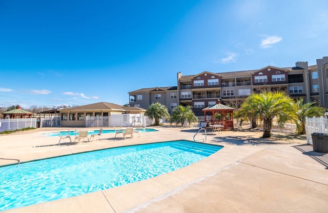 Quittin` Time | 3 Bed, 2 Bath