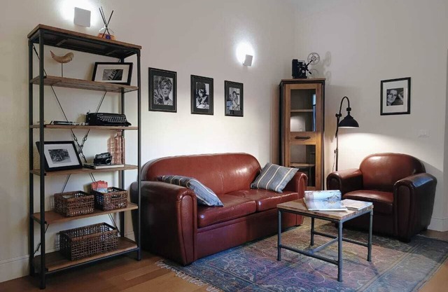 "Rètro Echoes apartment"