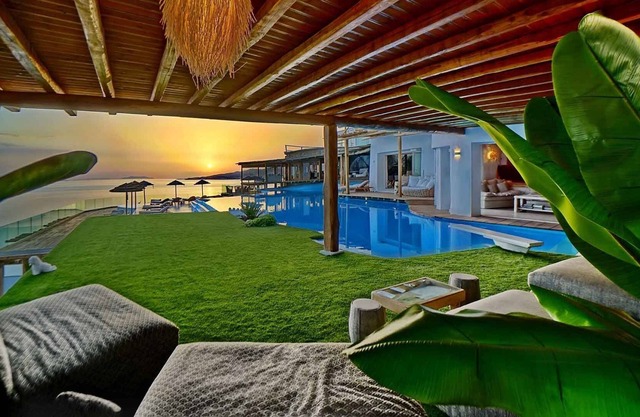 R 1418 Opulence Villa BlueVillas Mykonos