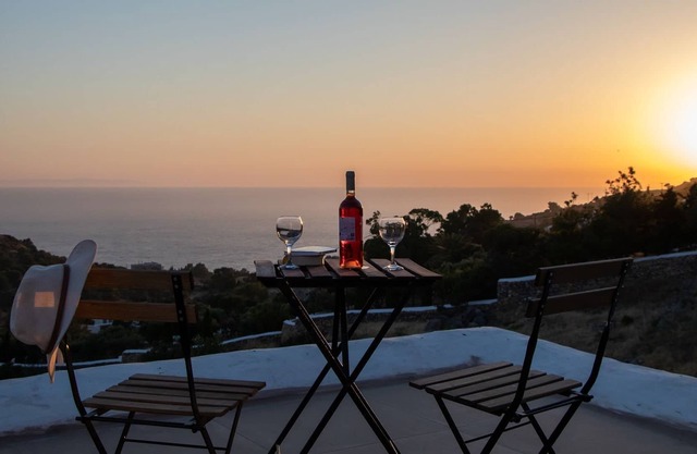 R 785 Sunset & Ocean View Villa with Full Air Con