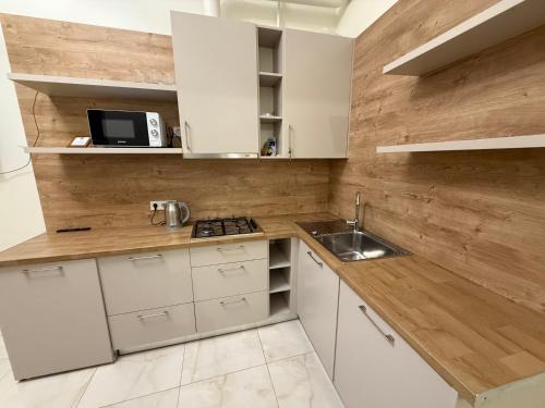 RABBIT HOUSE IN THE CENTER