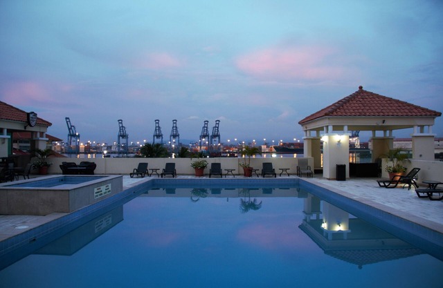 Radisson Colon 2,000 Hotel & Casino