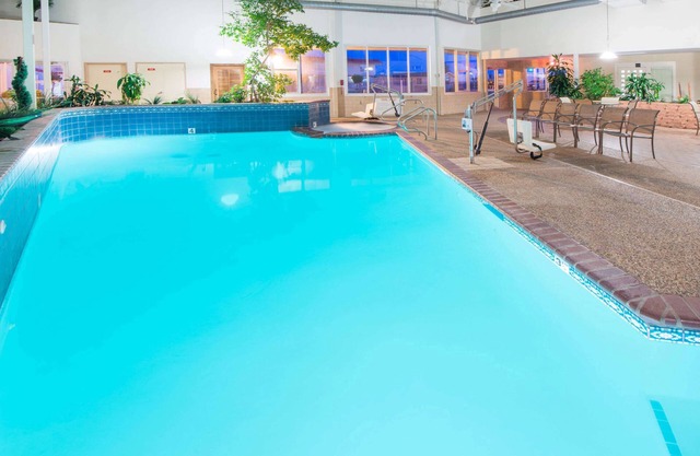 Ramada by Wyndham Enid