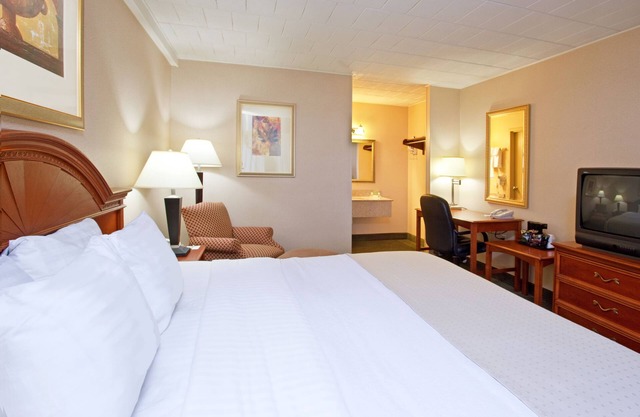 Ramada by Wyndham Indiana