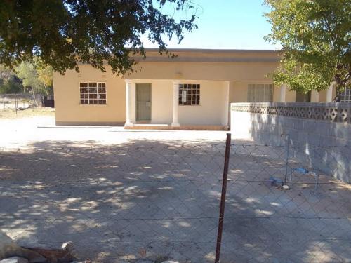 Ranks Apartments Tutume