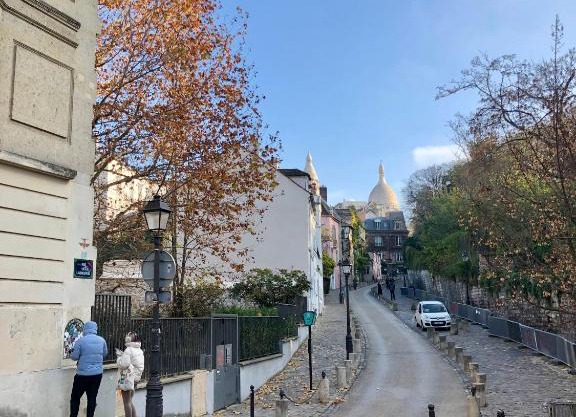 Rare appartement d'architecte en haut de Montmartre